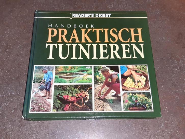 Handboek praktisch tuinieren Readers Digest / moestuin, Boeken, Wonen en Tuinieren, Gelezen, Moestuin, Ophalen of Verzenden