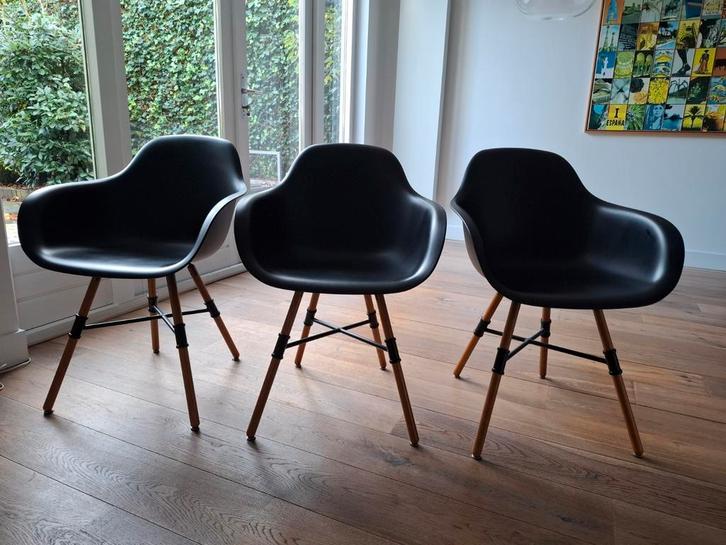 Kubikoff eetkamerstoelen, Huis en Inrichting, Stoelen, Gebruikt, Vijf, Zes of meer stoelen, Hout, Kunststof, Zwart, Ophalen