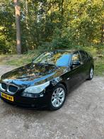 BMW 5-Serie 2.5 I 523 AUT 2005 Zwart, Auto's, Automaat, Achterwielaandrijving, 1800 kg, 2497 cc