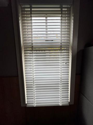 Houten (witte) Jaloezieën/Luxaflex 178cm hoog, 80 cm breed. beschikbaar voor biedingen