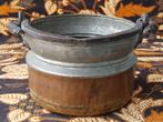 Mooie antieke Oosterse kookpot van koper en ijzer 22,2 cm., Ophalen of Verzenden
