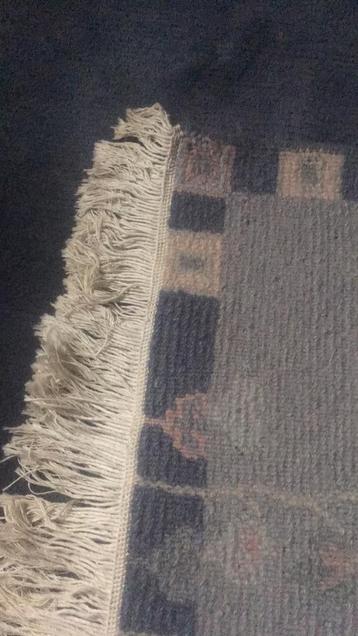 Vloerkleed donker blauw& roze verwerkt 300x 200cm franjes 65 beschikbaar voor biedingen