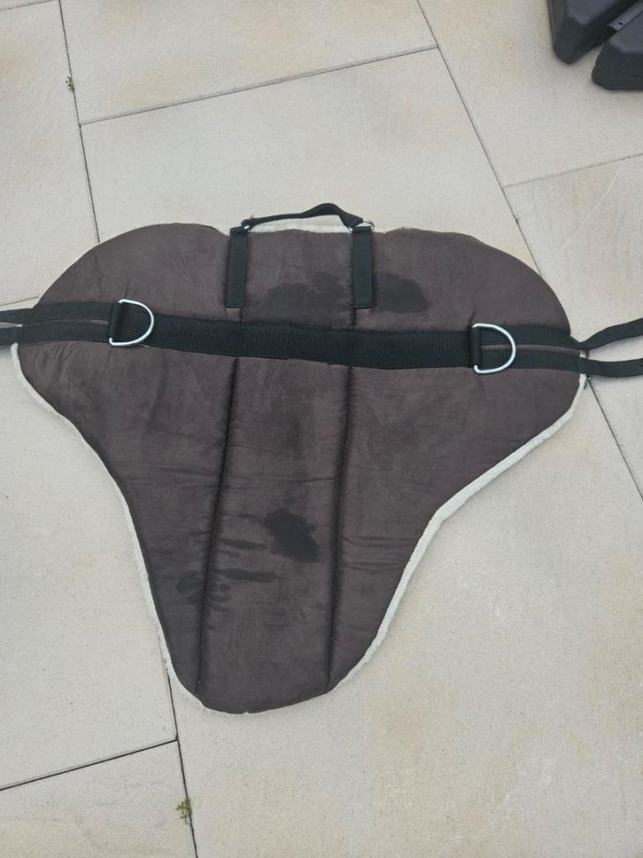 Te koop echt zo goed als nieuwe  Bare back pad Norton, Dieren en Toebehoren, Paarden en Pony's | Dekens en Dekjes, Zo goed als nieuw