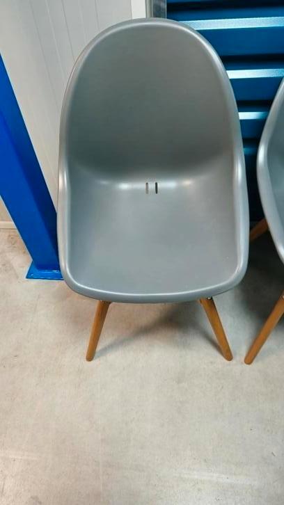Vier eetkamerstoelen IKEA, FANBYN, Huis en Inrichting, Stoelen, Gebruikt, Vier, Hout, Kunststof, Grijs, Ophalen