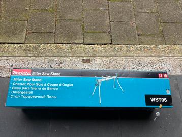 Makita DEBWST06 onderstel met wielen voor afkortzaag beschikbaar voor biedingen
