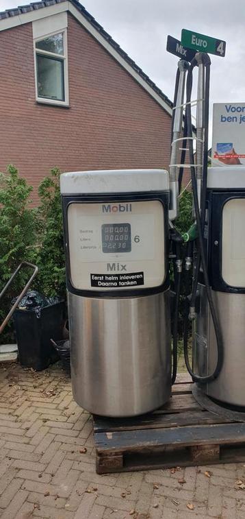 Te koop Mobil mengsmering benzinepomp uit de jaren 80  beschikbaar voor biedingen