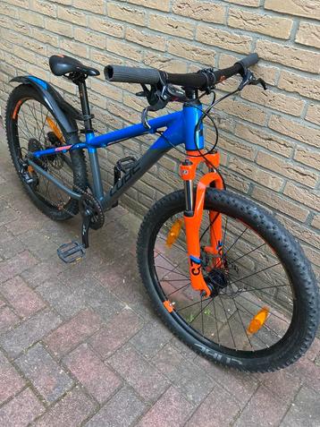 CUBE ACID 240 DISC ACTIONTEAM 2022 (24 inch) beschikbaar voor biedingen