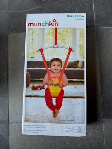 Munchkin Bounce & Play Door Bouncer schommel beschikbaar voor biedingen
