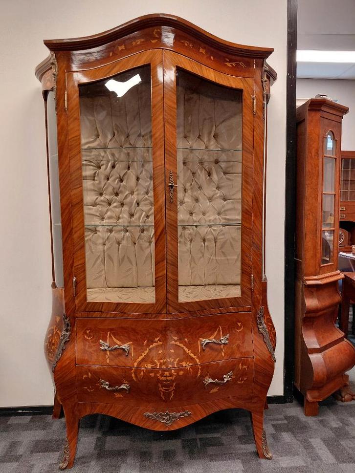 Neo - Rococo vitrinekast met intarsia inlegwerk., Antiek en Kunst, Curiosa en Brocante, Ophalen