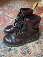 Dr martens bordeaux, Ophalen of Verzenden, Zo goed als nieuw, Rood