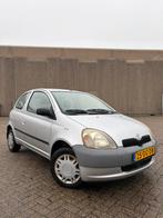 Toyota Yaris 1.0 16V Vvti 3DR 1999 Grijs, Auto's, Voorwielaandrijving, 4 cilinders, 400 kg, 68 pk