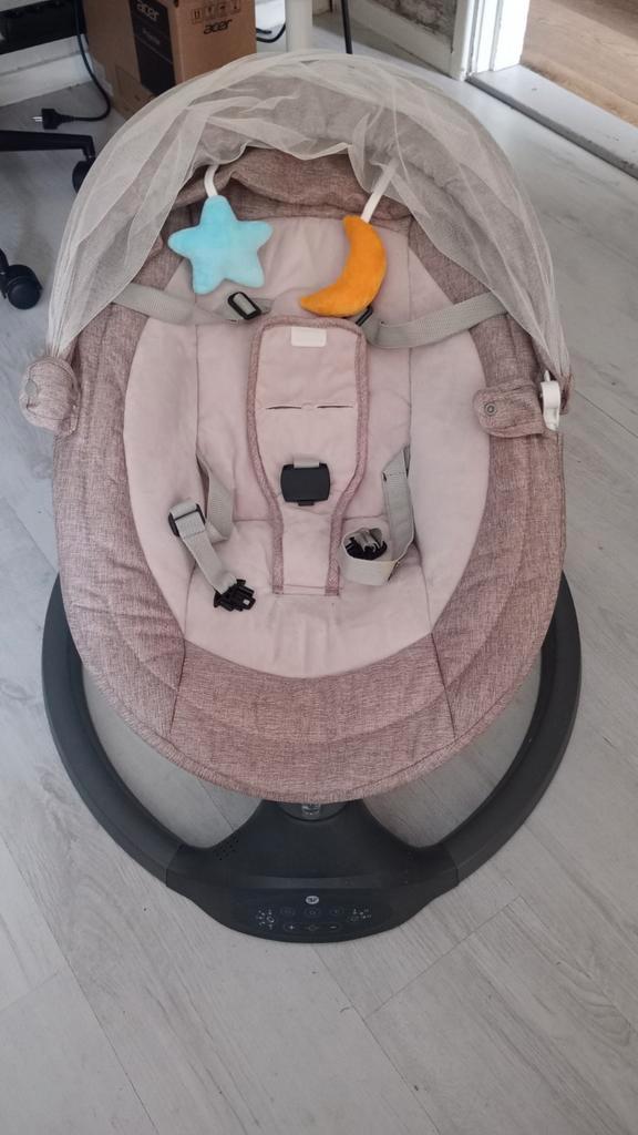 Baby swing wip stoel bluetooth, Kinderen en Baby's, Wipstoeltjes, Zo goed als nieuw, Overige merken, Ophalen