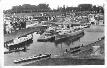 (381-089-013) Den Haag  Madurodam beschikbaar voor biedingen