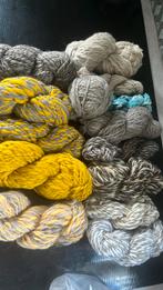 Gesponnen wol, diverse 100% wol 1kg, Hobby en Vrije tijd, Breien en Haken, Ophalen of Verzenden, Nieuw, Breien of Haken, Wol of Garen