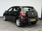 Dacia Sandero 0.9 TCe Ambiance Airco Trekhaak NL Auto, Auto's, Dacia, Voorwielaandrijving, Stof, Gebruikt, 937 kg
