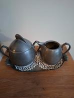 Tinnen suiker- en melkstel op dienblad., Antiek en Kunst, Ophalen