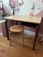 Kleuter bureau & kruk, Huis en Inrichting, Bureaus, Ophalen, Zo goed als nieuw, Bureau