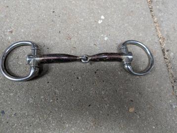Bustrens Trust Sweet Iron Locked pony  beschikbaar voor biedingen