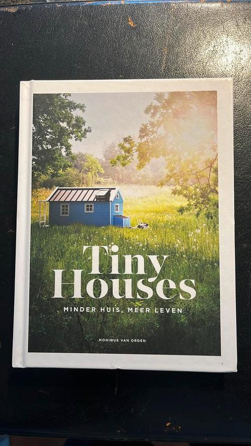 Monique van Orden - Tiny Houses, Boeken, Mode, Zo goed als nieuw, Ophalen of Verzenden