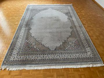 Mooi Oosters Tapijt - 258x203cm beschikbaar voor biedingen