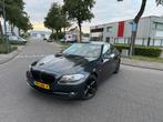 BMW 5-Serie 3.0 I 528 AUT 2010 Grijs, Achterwielaandrijving, 101 €/maand, 2996 cc, Origineel Nederlands