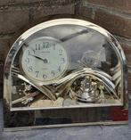 vintage Zilverkleurige Roterende Design Rhythm Mantelklok, Antiek en Kunst, Antiek | Klokken, Ophalen of Verzenden