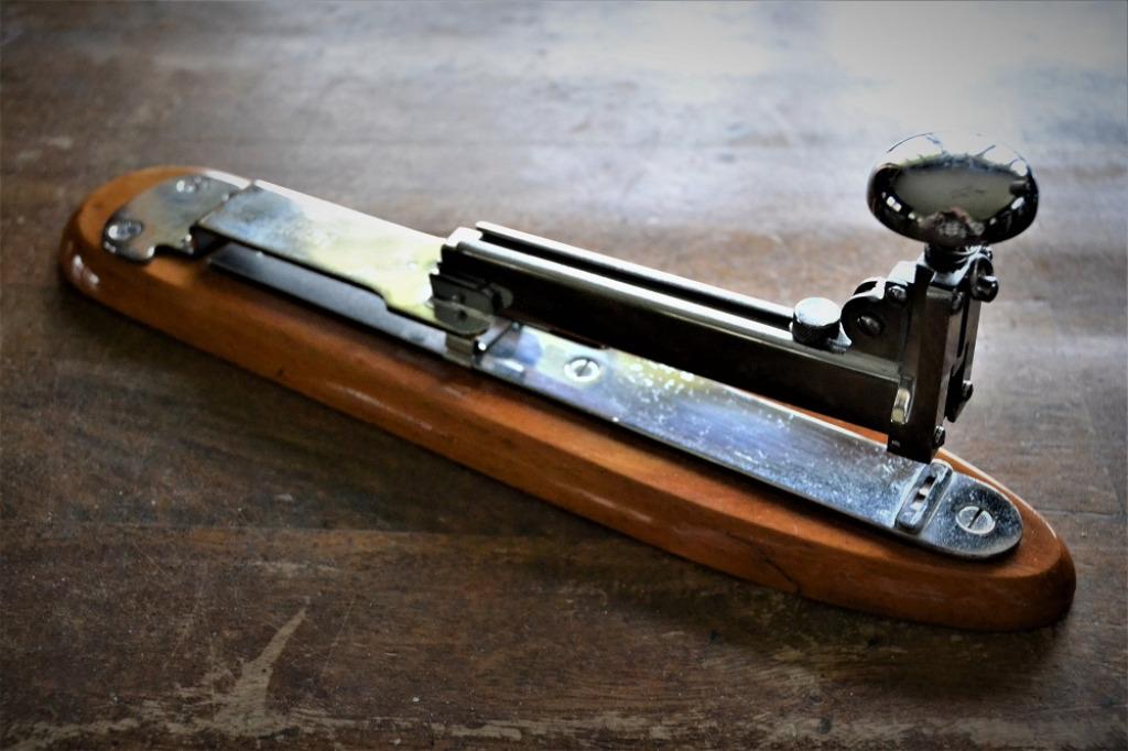 El Casco Nietmachine, Antiek en Kunst, Ophalen of Verzenden