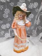 Antiek porseleinen beeldje ca 21 cm, Antiek en Kunst, Antiek | Porselein, Ophalen of Verzenden