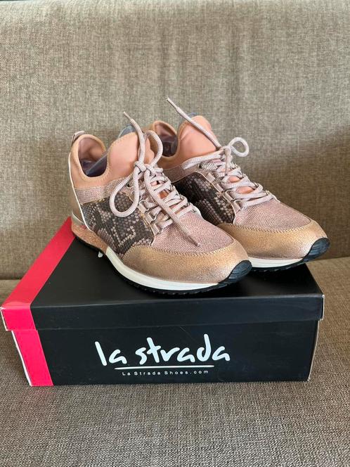 Leuke schoenen helemaal nieuw La Strada maat 42, Kleding | Dames, Schoenen, Nieuw, Sneakers of Gympen, Ophalen of Verzenden