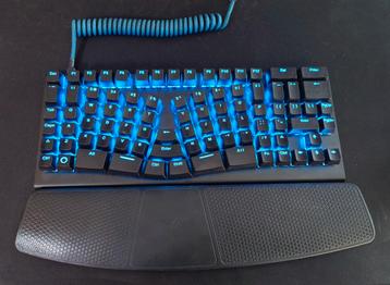 X-Bows Knight Ergonomisch Toetsenbord.  beschikbaar voor biedingen