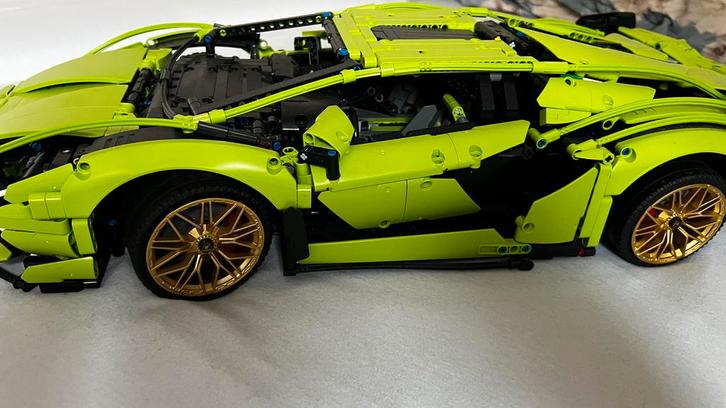 Lamborghini Sian FP37 Bouwset 1:8, Kinderen en Baby's, Speelgoed | Bouwstenen, Zo goed als nieuw, Overige merken, Ophalen of Verzenden