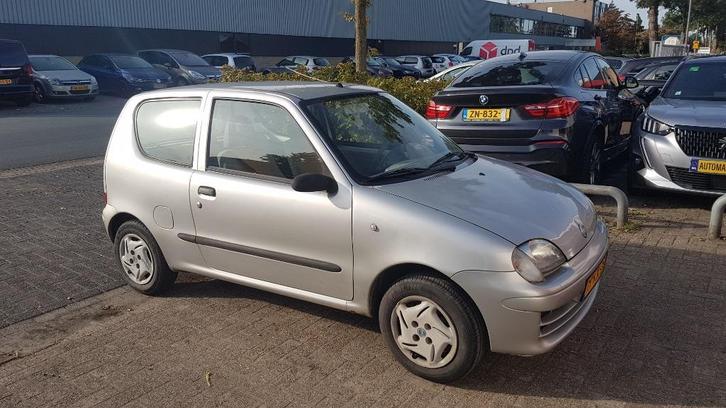 Fiat Seicento 1.1 2005 Grijs, Auto's, Fiat, Particulier, Seicento, ABS, Airbags, Bluetooth, Centrale vergrendeling, Elektrische ramen