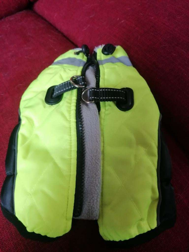 Nieuw gevoerd hondenjasje maat xs (inclusief verzenden), Dieren en Toebehoren, Ophalen of Verzenden, Nieuw, Hondenjas