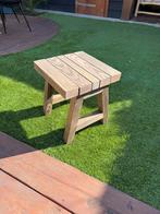 Nieuwe bijzettafel van douglas hout. 40x40x44, Minder dan 45 cm, Minder dan 55 cm, Vierkant, Nieuw