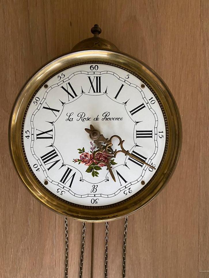 Vintage wandklok la rose de provence, Antiek en Kunst, Antiek | Klokken, Ophalen