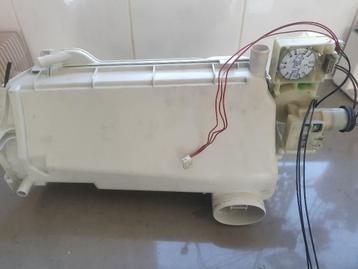 Miele wasmachine onderdelen W5825 doseerpomp beschikbaar voor biedingen