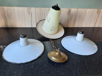 Vintage antieke lampekappen beschikbaar voor biedingen