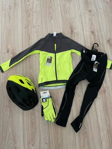 Nieuwe set fiets kleding / helm voor kind 9/10 jaar