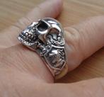 zilveren biker skull ring [134], Sieraden, Tassen en Uiterlijk, Ringen, 18 tot 19, Verzenden, Zo goed als nieuw, Dame