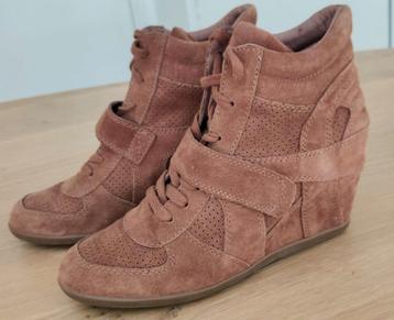 Ash Limited Edition Sneakers, maat 41

 beschikbaar voor biedingen