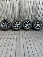 Mitsubishi Outlander 18 inch velgen met goede winterbanden, Auto-onderdelen, Ophalen, 18 inch, Velg(en), Winterbanden