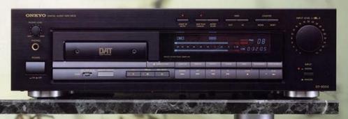 Gezocht !!! Onkyo DAT Recorder., Audio, Tv en Foto, Cassettedecks, Enkel, Overige merken, Tape counter, Ophalen