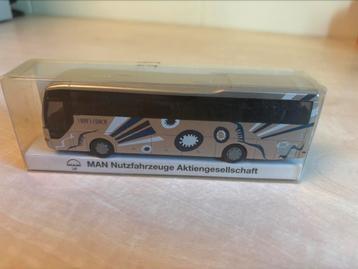 Rietze model Lions coach in doos beschikbaar voor biedingen