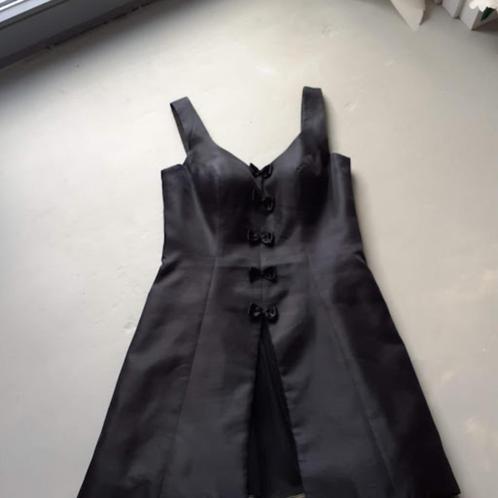 gala- of avondjurk, zwart zijde, Frans design petticoat 38, Kleding | Dames, Jurken, Zo goed als nieuw, Maat 38/40 (M), Zwart