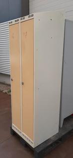 2 deurs kledingkast hang/leg van metaal, Ophalen, 50 tot 100 cm, Zo goed als nieuw, Metaal