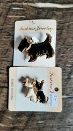 Honden broches zwart en wit nieuw., Sieraden, Tassen en Uiterlijk, Broches, Nieuw, Overige materialen, Minder dan 4 cm, Ophalen of Verzenden