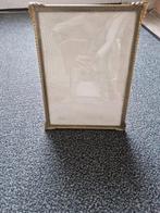 Vintage Fotolijst met Bol Glas, Minder dan 50 cm, Gebruikt, Metaal of Aluminium, Ophalen of Verzenden