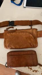 Bear leather Buideltas en/of  portemonnee., Ophalen of Verzenden, Gebruikt, Bruin, Overige typen