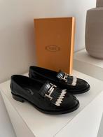 Tod’s moccasins zwart wit 38, Kleding | Dames, Schoenen, Zwart, Ophalen of Verzenden, Zo goed als nieuw, Espadrilles of Moccasins