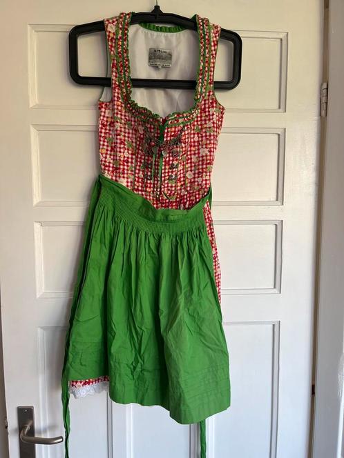 Alpin Dirndl Maat 30 XS Nieuwstaat, Antiek en Kunst, Antiek | Kleding en Accessoires, Dames, Ophalen of Verzenden